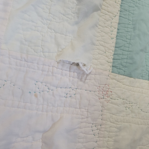 Vintage Quilt Pastel Patchwork Cottage Cutter Scrappy Shabby TLC Crafts *READ - Picture 3 of 16